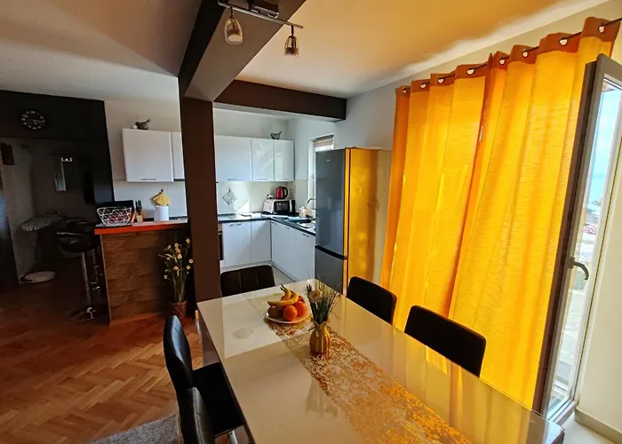 Dora Apartman Makarska