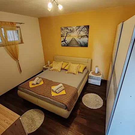 Apartment Dora Makarska